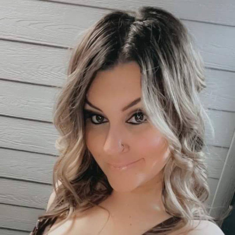 Meet your Posher, Tiffany